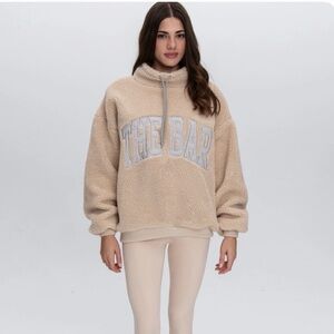 THE BAR | GIGI DRAWSTRING SWEATSHIRT NUDE/GREY